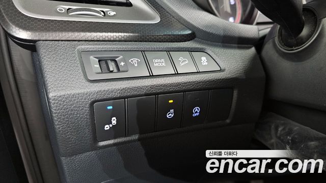 Hyundai Santafe 2018 — photo 14
