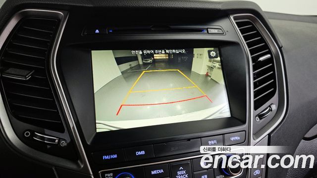 Hyundai Santafe 2018 — photo 16