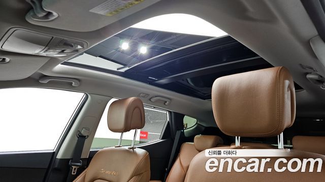 Hyundai Santafe 2018 — photo 18