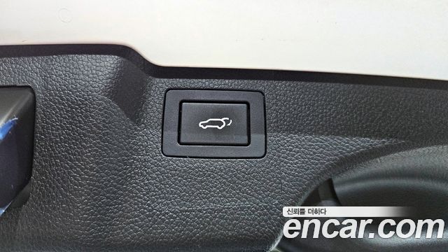 Hyundai Santafe 2018 — photo 19