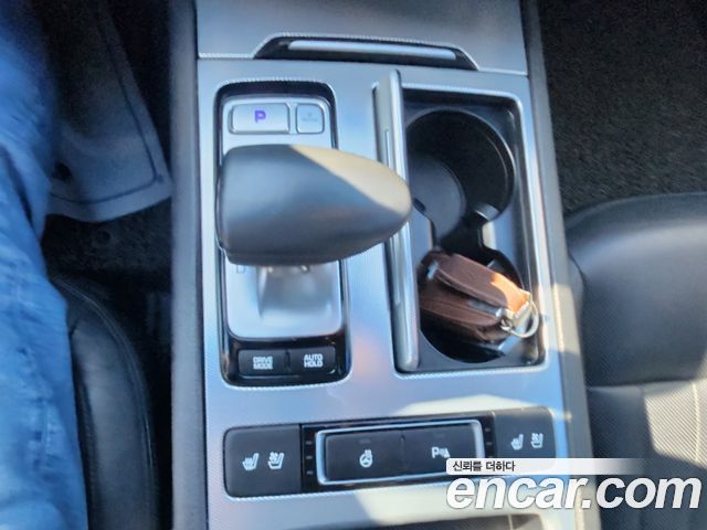Genesis G80 2017 — photo 12
