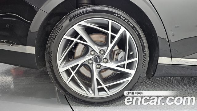 Genesis G90 2023 — photo 5