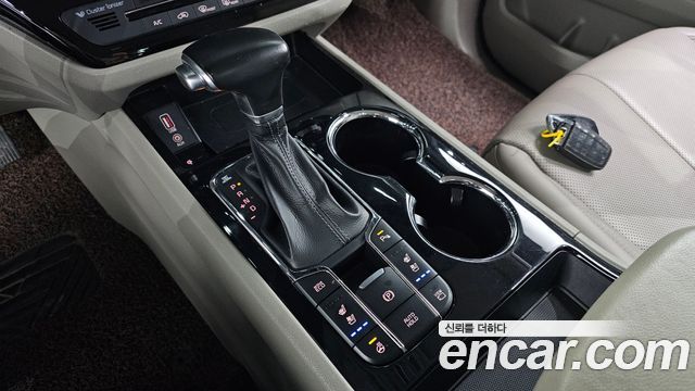 Kia Canival 2019 — photo 9