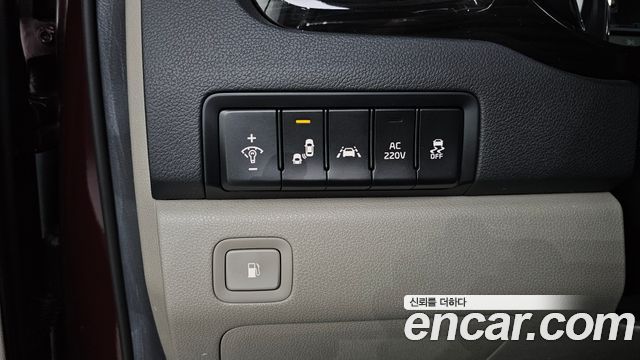 Kia Canival 2019 — photo 16