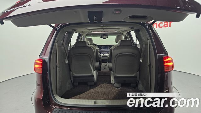 Kia Canival 2019 — photo 20