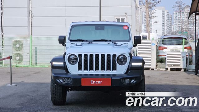 Jeep Gladiator 2021 — photo 3