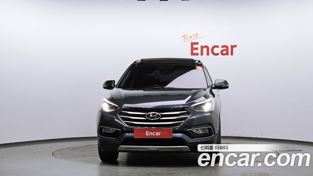 Hyundai Santafe 2016 — photo 3