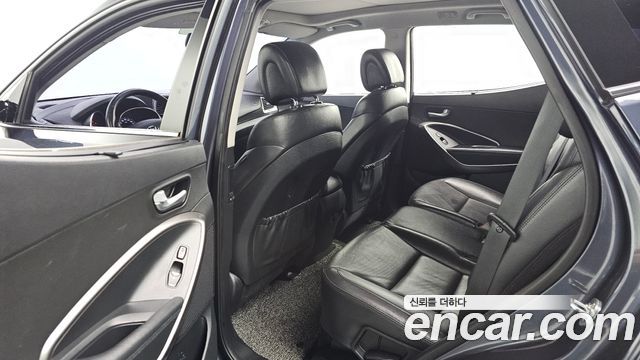 Hyundai Santafe 2016 — photo 12