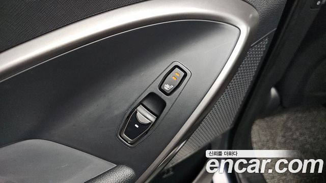 Hyundai Santafe 2016 — photo 17