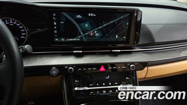 Kia Canival 2023 — photo 14