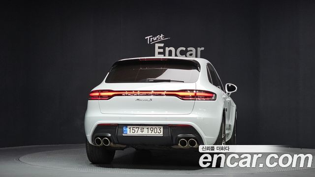 Porsche Macan 2022 — photo 4
