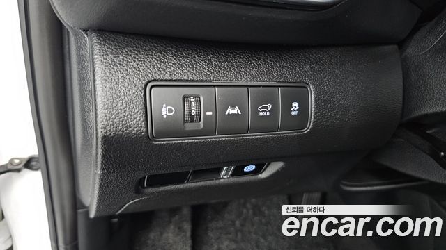 Hyundai Santafe 2023 — photo 13