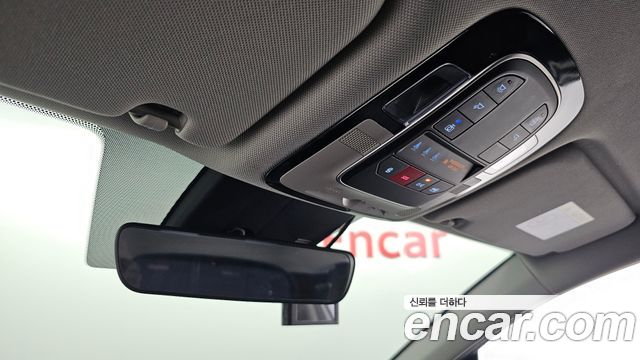Hyundai Santafe 2023 — photo 16