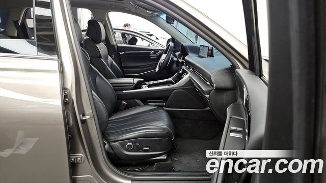 Genesis GV80 2021 — photo 11