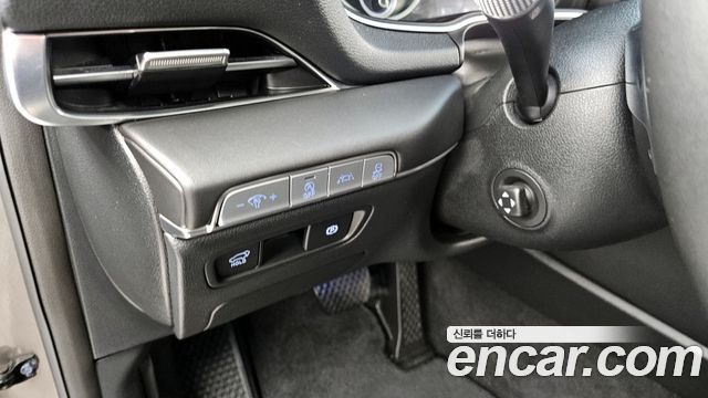 Genesis GV80 2021 — photo 17
