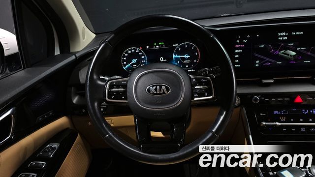 Kia Canival 2021 — photo 13