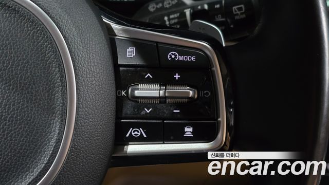 Kia Canival 2021 — photo 14
