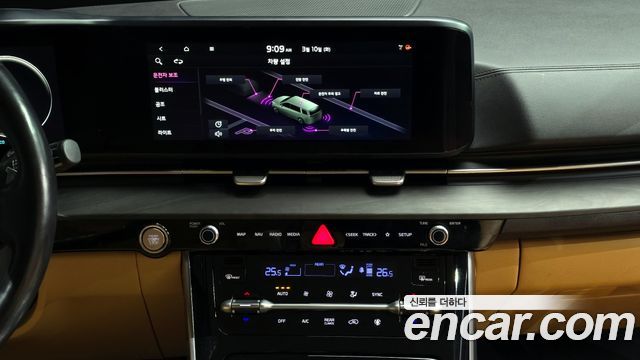 Kia Canival 2021 — photo 16
