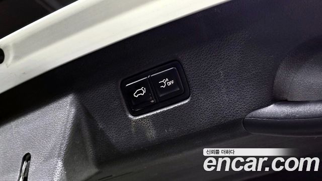 Kia Canival 2021 — photo 20