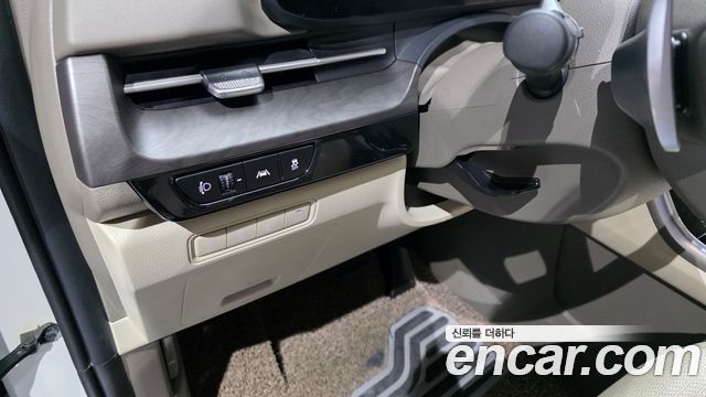 Kia Canival 2022 — photo 19