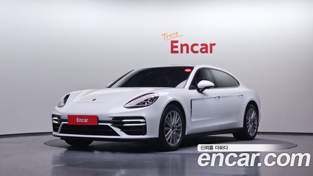 Porsche Panamera 2022 — photo 1