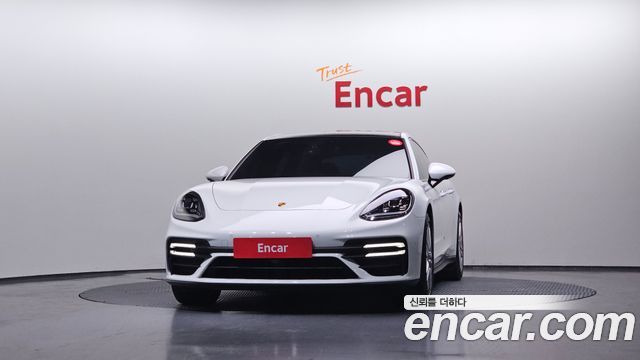 Porsche Panamera 2022 — photo 3