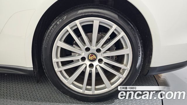 Porsche Panamera 2022 — photo 5