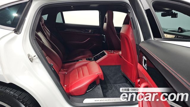 Porsche Panamera 2022 — photo 12