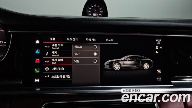 Porsche Panamera 2022 — photo 16