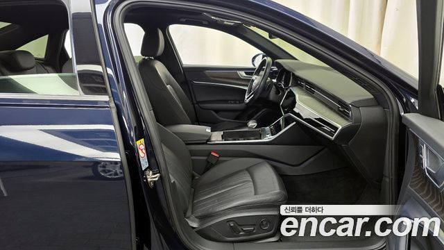 Audi A6 2020 — photo 11