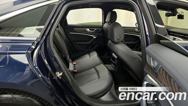 Audi A6 2020 — photo 12