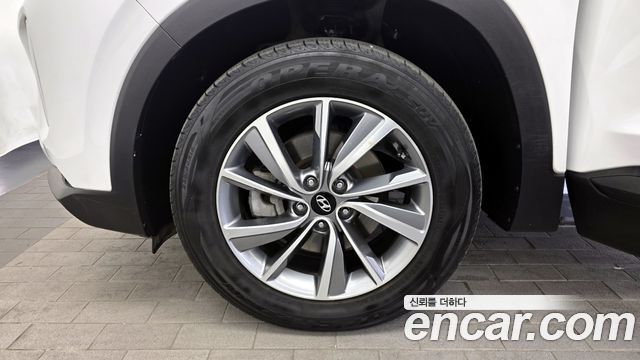 Hyundai Santafe 2019 — photo 5
