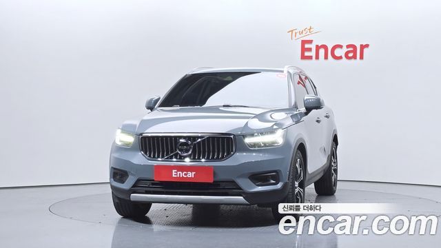 Volvo XC40 2021 — photo 3