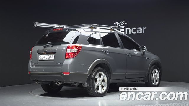Chevrolet Korea Captiva 2011 — photo 2