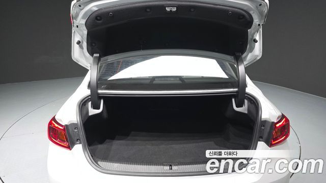Renault Korea SM6 2017 — photo 20