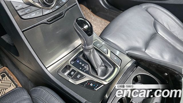 Hyundai Grandeur 2013 — photo 9