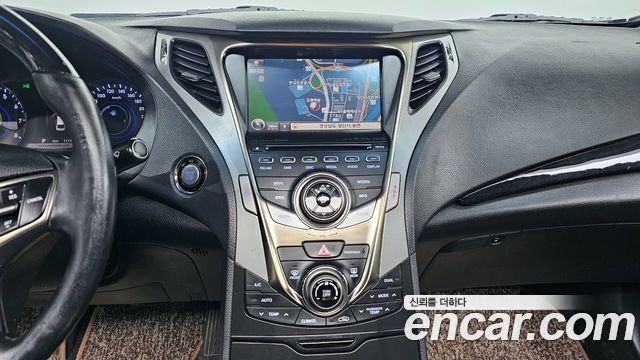 Hyundai Grandeur 2013 — photo 15