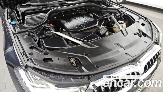 BMW Gran Turismo 2021 — photo 6
