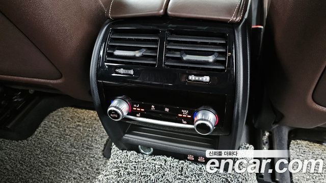 BMW Gran Turismo 2021 — photo 19