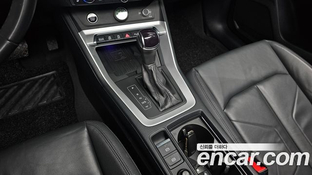 Audi Q3 2024 — photo 9