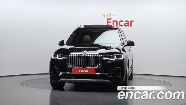 BMW X7 2021 — photo 3