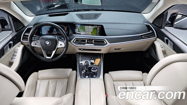 BMW X7 2021 — photo 7