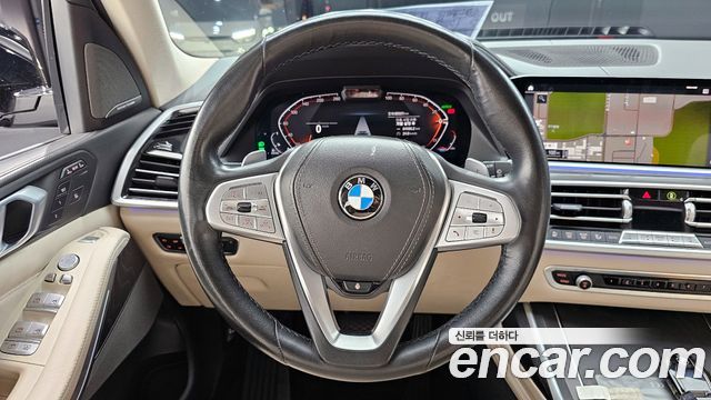 BMW X7 2021 — photo 13