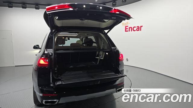 BMW X7 2021 — photo 20