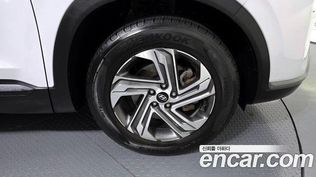 Hyundai Santafe 2021 — photo 5