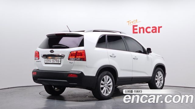 Kia Sorento 2011 — photo 2