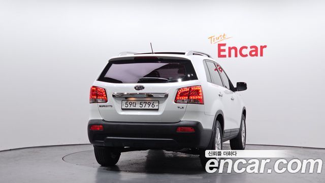 Kia Sorento 2011 — photo 4