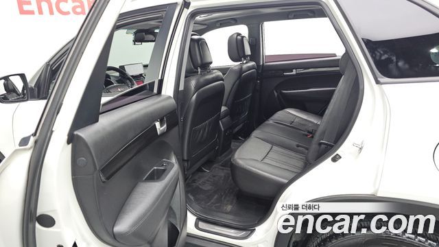 Kia Sorento 2011 — photo 13
