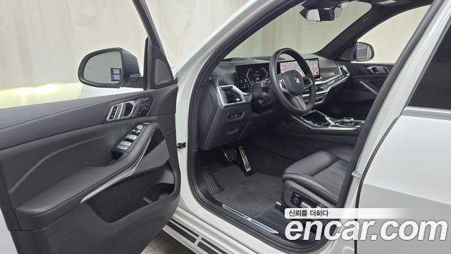 BMW X7 2025 — photo 10