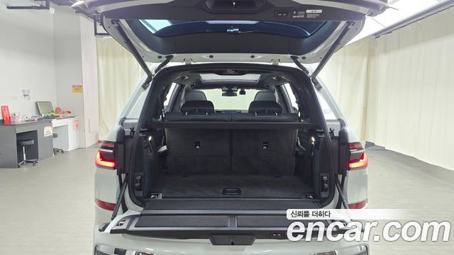 BMW X7 2025 — photo 20